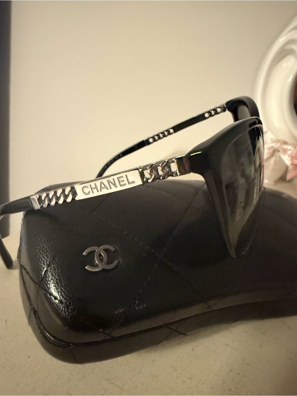CHANEL Black Sunglasses with Silver Chain-Detail Temples